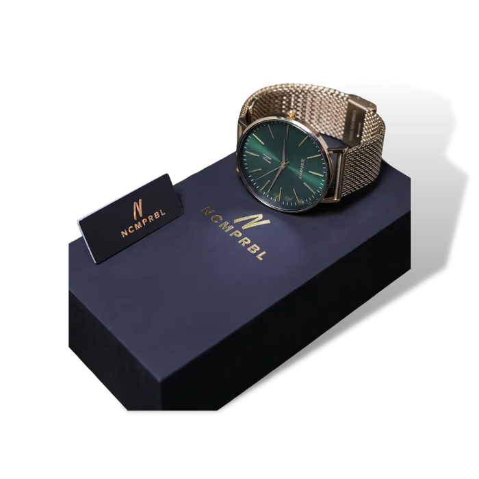 Advance Envy 40MM Unisex Watch In Yellow Gold/Green